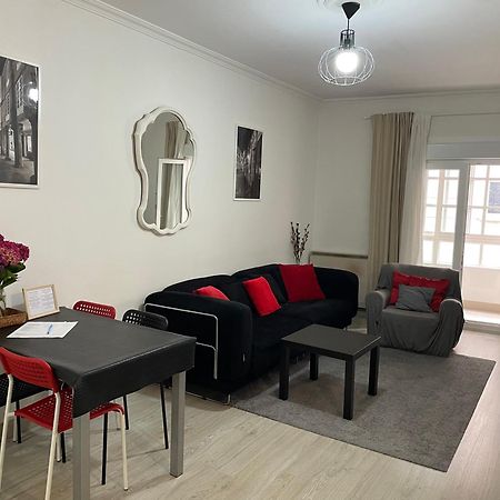Centro Historico Apartment Понтеведра Екстериор снимка